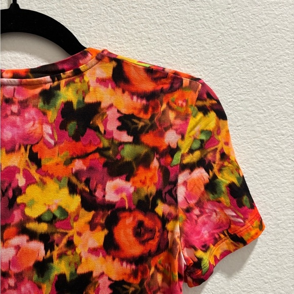 Saint + Sofia Floral Tee, size USA 6 - Picture 6 of 8